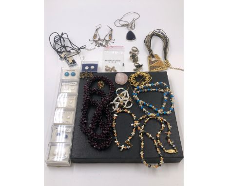 A 9ct GOLD WATCH LINK, WEIGHT 0.49grms, A ROLLED GOLD CROSS, A COLLECTION OF NEW OLD STOCK TO INCLUDE, SILVER MOTHER OF PEARL