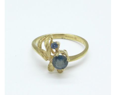 A 9ct gold stone set ring, 1.6g, K