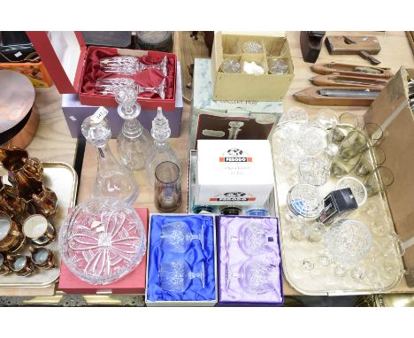 A collection of crystal and cut glass wareTo include cased pair of champagne flutes, Edinburgh crystal decanter, cased pair o