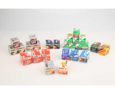 from makers including Fujifilm, Agfa, Polaroid, all assumed to be expired, approx 25 rolls,