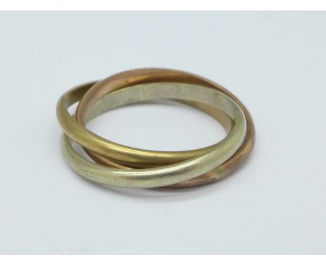 A 9ct tri-coloured gold ring, 3.1g, K