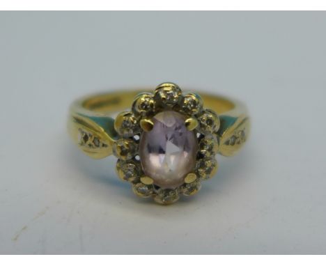 A 9ct gold cluster ring, 3.3g, K