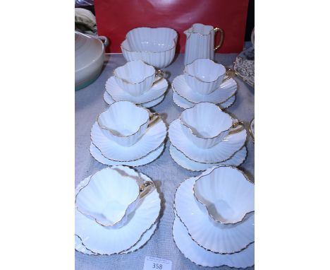 A pretty Art Deco period Foley tea service 