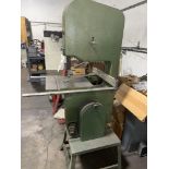 GRIZZLY VERTICAL BAND SAW
