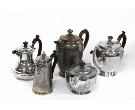 A silver coffee pot and teapot, Birmingham 1928, two coffee pots and a teapot (lacking handle), gross weight approximately 21