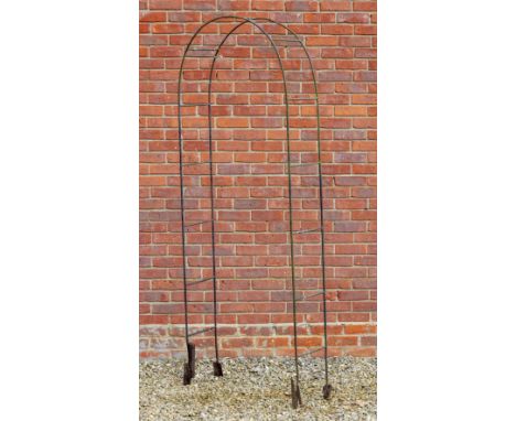 A WROUGHT IRON BLACK PAINTED ROSE ARCH 89cm wide x 28cm deep x 220cm high