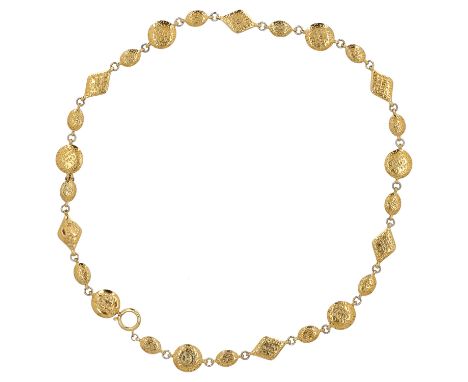 CHANEL VINTAGE Collier, 1971-1980er Jahre. Goldfarbene Kliederkette mit Chanel- Schriftzug. Schöner Erhalt. Länge ca. 82cm.| 