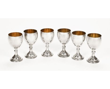 A set of six hallmarked silver goblets, London 1975, maker Henwood Decorative Metal Studios.  Weight +/- 1140 grams, each 15.