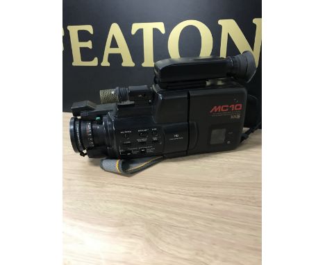 PROJECTOR & OTHER ITEMS (5 )