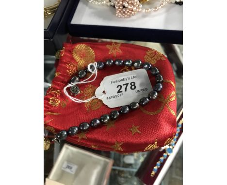 PEARL BRACELET
