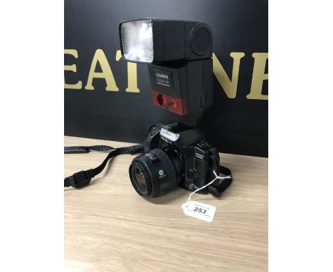 MINALTA CAMERA , LENSE & COBRA FLASH
