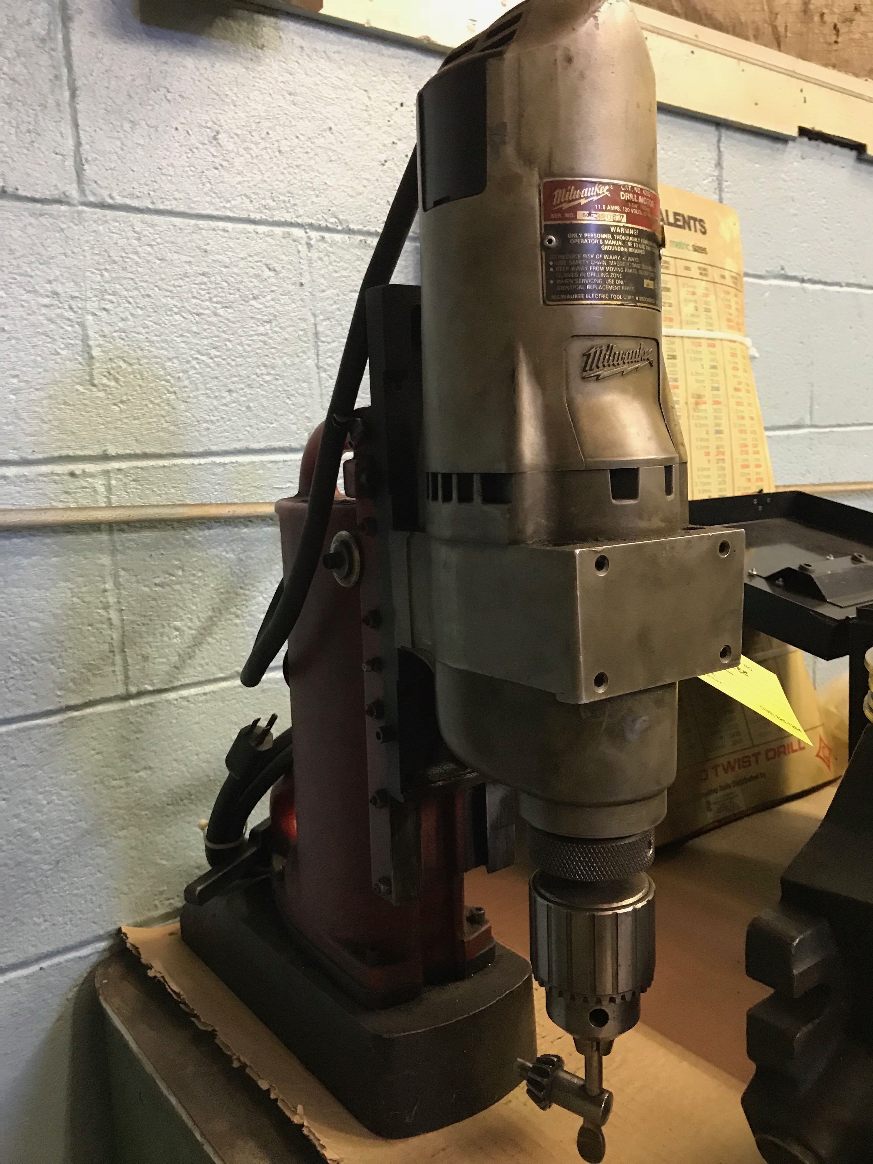 Milwaukee Mag Drill No 42971 Drill Motor. 11/4"