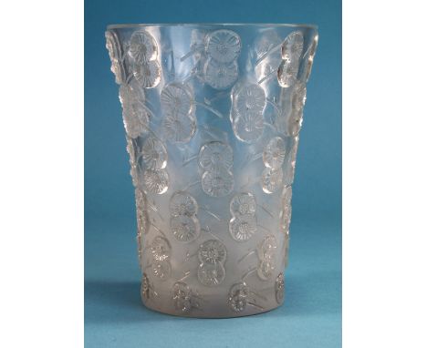 Rene Lalique Glass Vase ' Daisy ' Pattern. Signed R. Lalique, Overall Excellent Condition. 7.5 Inches High. 