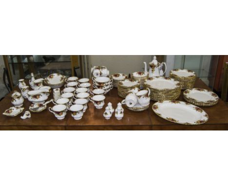 Royal Albert "Old Country Roses" Part Tea Coffee And Dinner Service. 125 pieces. Including coffee pot, 3 coffee cups and sauc