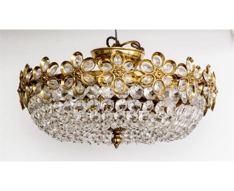 DECKENLAMPEMetall, Glas, 20. Jh.D. 38 cm, H: ca. 20 cmCEILING LAMPmetal, glass, 20th c.D. 38 cm, H: approx. 20 cm