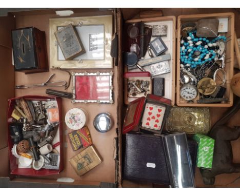 A mixed collection of items to include a cast iron nut cracker in dog form, cased Parker pen, 1914 Princess Mary brass gift b