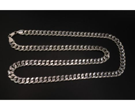 Large Gents Silver Curb Necklace 76cm in Length. 95g total weight 