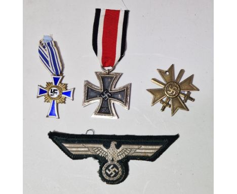 German Third Reich, 3rd class Cross of Honour of the German Mother, awarded for bearing 4 or 5 children with blue and white e