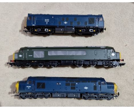 Three assorted Bachmann locomotives. 