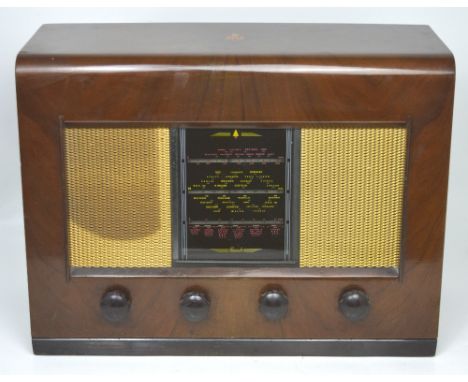 A vintage Bush radio, serial no.60/02134.