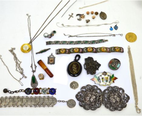 A quantity of jewellery and collectors' items to include a silver plated nurse's buckle, a hallmarked silver cricket medal, a