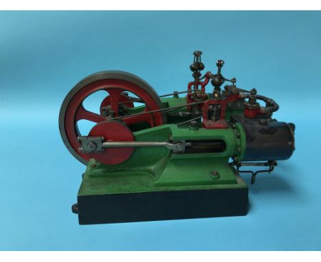 A model twin piston horizontal beam engine, 31cm