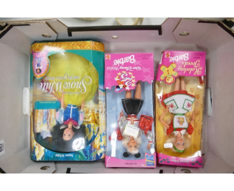 Boxed Mattel Barbie Dolls: Walt Disney World, Snow White &amp; Holiday Treats 