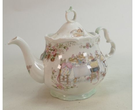 Royal Doulton Brambly Hedge Tea Service Tea Pot: height 18cm 