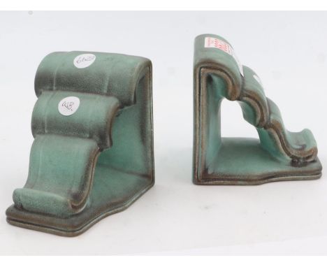Pair of Goebel ceramic bookends, no cracks or chips. UK P&amp;P Group 2 (£20+VAT for the first lot and £4+VAT for subsequent 