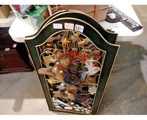 Large Metal bifold festive firescreen. Not available for in-house P&amp;P 