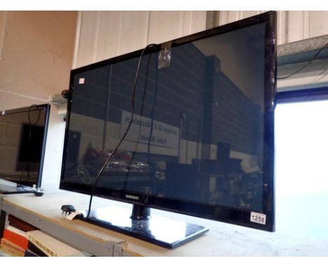 Samsung plasma display TV model PS43D450A2WXXU. All electrical items in this lot have been PAT tested for safety and have pas