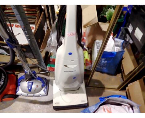 Panasonic 1900W vacuum cleaner. All electrical items in this lot have been PAT tested for safety and have passed. This does n