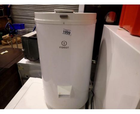 Indesit Gravity spin dryer. All electrical items in this lot have been PAT tested for safety and have passed. This does not c