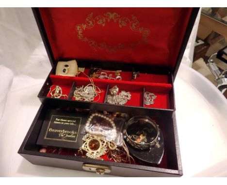 Jewellery box with contents. UK P&amp;P Group 1 (£16+VAT for the first lot and £2+VAT for subsequent lots) 