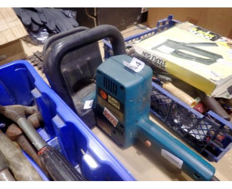 Black and Decker 12" hedge trimmer, model GS300. Not available for in-house P&amp;P 