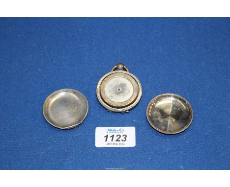 A WWI British Officers 1918 Terrasse W.& Co. mark VI Pocket compass marked with military arrow and 1918 hinge, a/f.