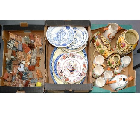A COLLECTION OF 1970'S PAINTED AND GLAZED JOHN PUTMAN'S AND OTHER SIMILAR STONEWARE MODEL COTTAGES, 9CM H AND SMALLER, VARIOU