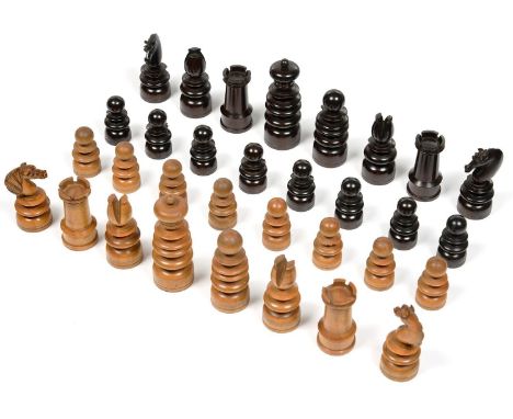 VICTORIAN BOXWOOD AND ROSEWOOD CHESS SET, KINGS 9CM H, IN A 19TH C MAHOGANY BOX, TWO BOXES OF VICTORIAN BOXWOOD AND EBONY DRA
