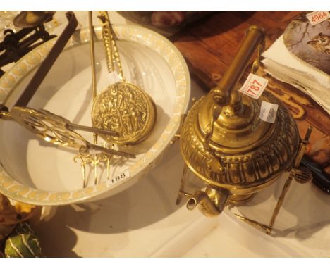 Quantity of brass and a large ceramic bowl 