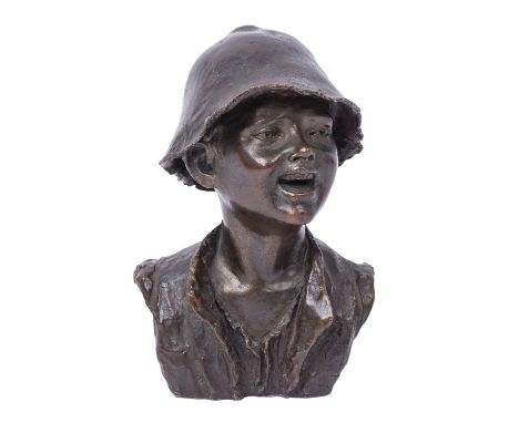 PELARGUS, HUGO (1861-1931) 'Büste eines lachenden Jungen'. Bronze gebräunt, bezeichnet 'Guss H. Pelargus', H. ca. 12,5 cm. Lo