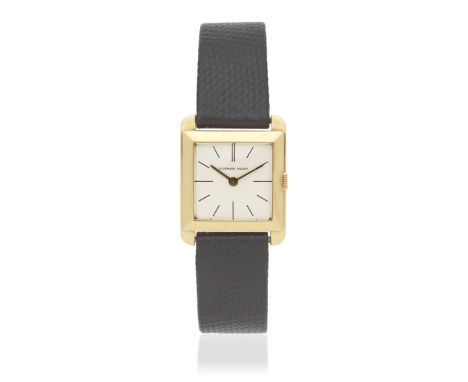 Audemars Piguet. An 18K gold manual wind wristwatchDate: Circa 1950Movement: 17-jewel Cal.2003 manual wind, No.67026Dial: Cre