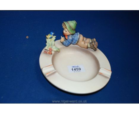 A ceramic ashtray, Bird and boy (Hummel/Goebel)