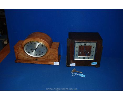A two chiming Mantle clock.