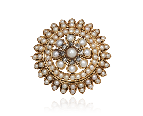 AN ANTIQUE DIAMOND AND PEARL BROOCH, 19TH CENTURY in high carat yellow gold set with a central pearl and diamond cluster, wit