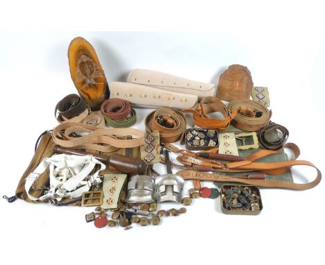 A group of WWII and later British militaria, including three Parachute Regiment Pegasus patch badges, four Royal Fusiliers ca