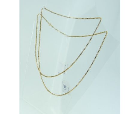 A 9ct yellow gold box link Chain, 30in, (76cm) 7.2g.
