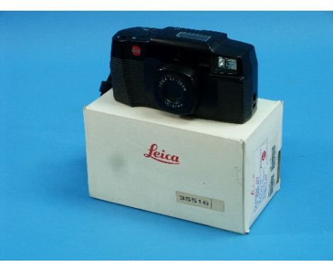 Cameras; a Leica C2-Zoom Camera,#81102132, with case and instructions, boxed.