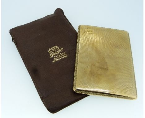 A 9ct yellow gold Cigarette Case, of hinged rectangular form, the front and reverse with engine turned decoration, cartouche 
