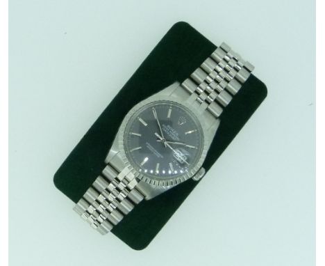 A 1987 Rolex Oyster Perpetual Datejust Chronometer gentleman's stainless steel bracelet Wristwatch, serial no. 9163371, model