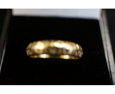 9ct Gold ring Size N 